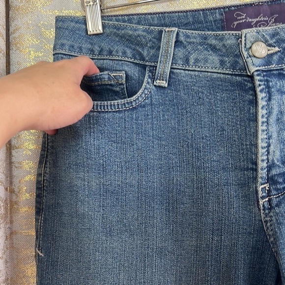 Nydj Blue Medium Wash High Rise Bootcut Jeans Comfort Stretch Denim Size 10 - Picture 3 of 15